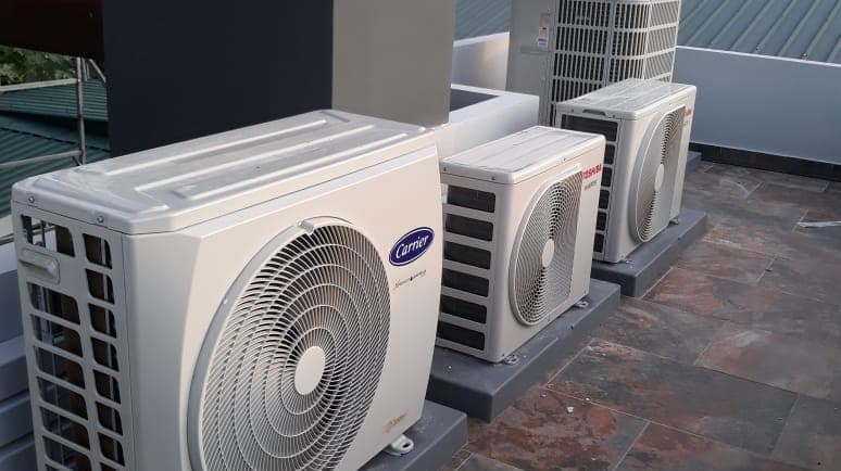 Integratie van Carrier en Toshiba systemen voor betrouwbare koeling.